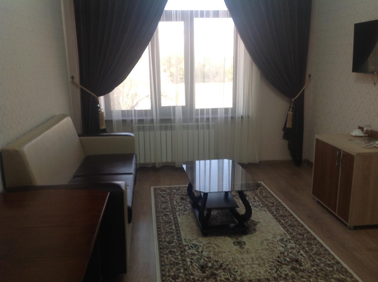 Hotel Dostyk Kyzylorda Exterior foto