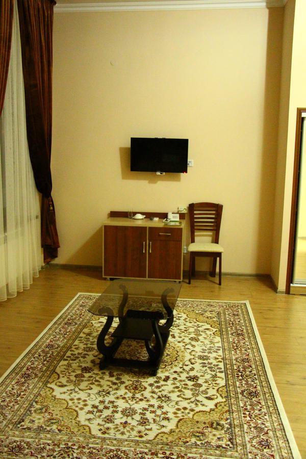 Hotel Dostyk Kyzylorda Exterior foto